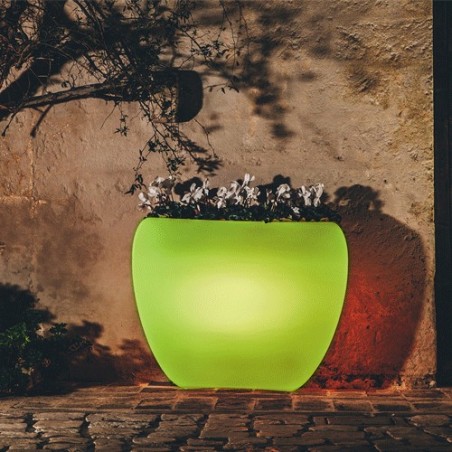 Vaso luminoso da giardino in resina bianca per esterno. Vasi luminosi da interno illuminati di luce verde