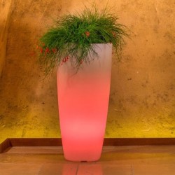 Vaso luminoso da giardino in resina bianca per esterno. Vasi luminosi da interno illuminati di luce rossa